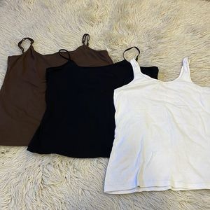 Women's Brown, Black, White, and Gray Tops. Selling as a set 4/$15 2x